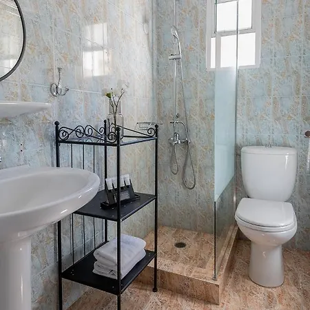 Aigaion Aetherium * Livadakia