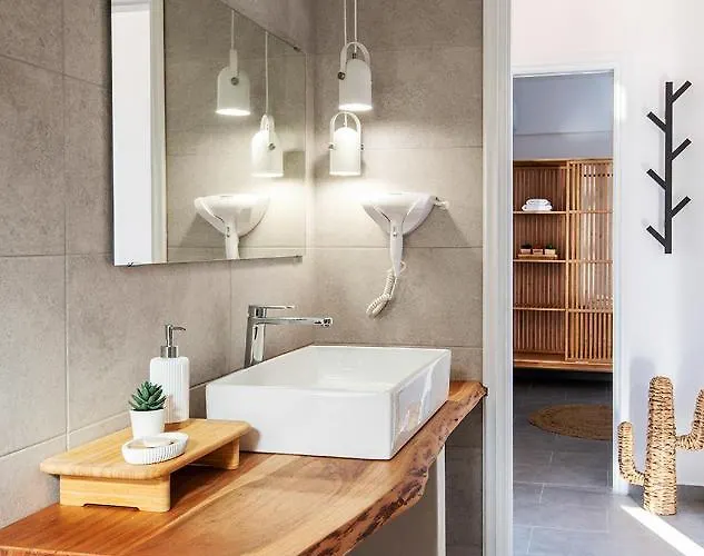 Aigaion Aetherium Lägenhet